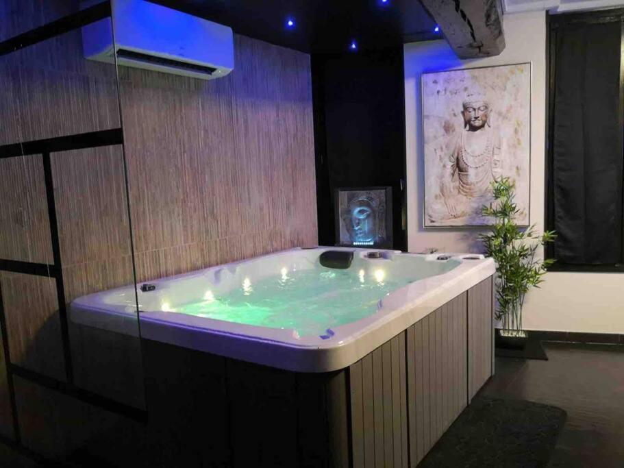 Loveroom La Parenthese D 'Осер Экстерьер фото